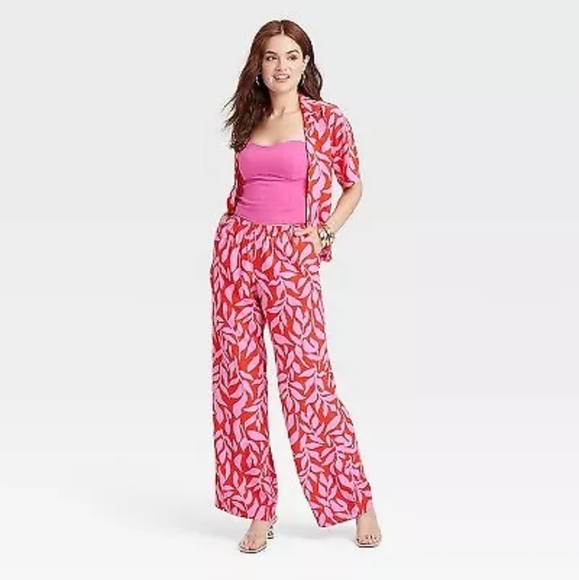 Women's Mid-Rise Pull-On Pants - A New Day Pink/Red Leaf Print - Picture 3 of 4